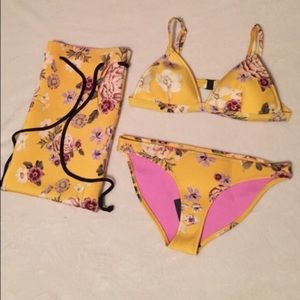 Triangl bathing suit