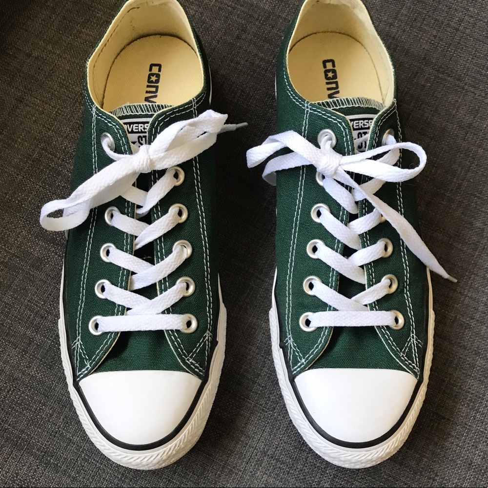 Converse Chucks in Pine Green