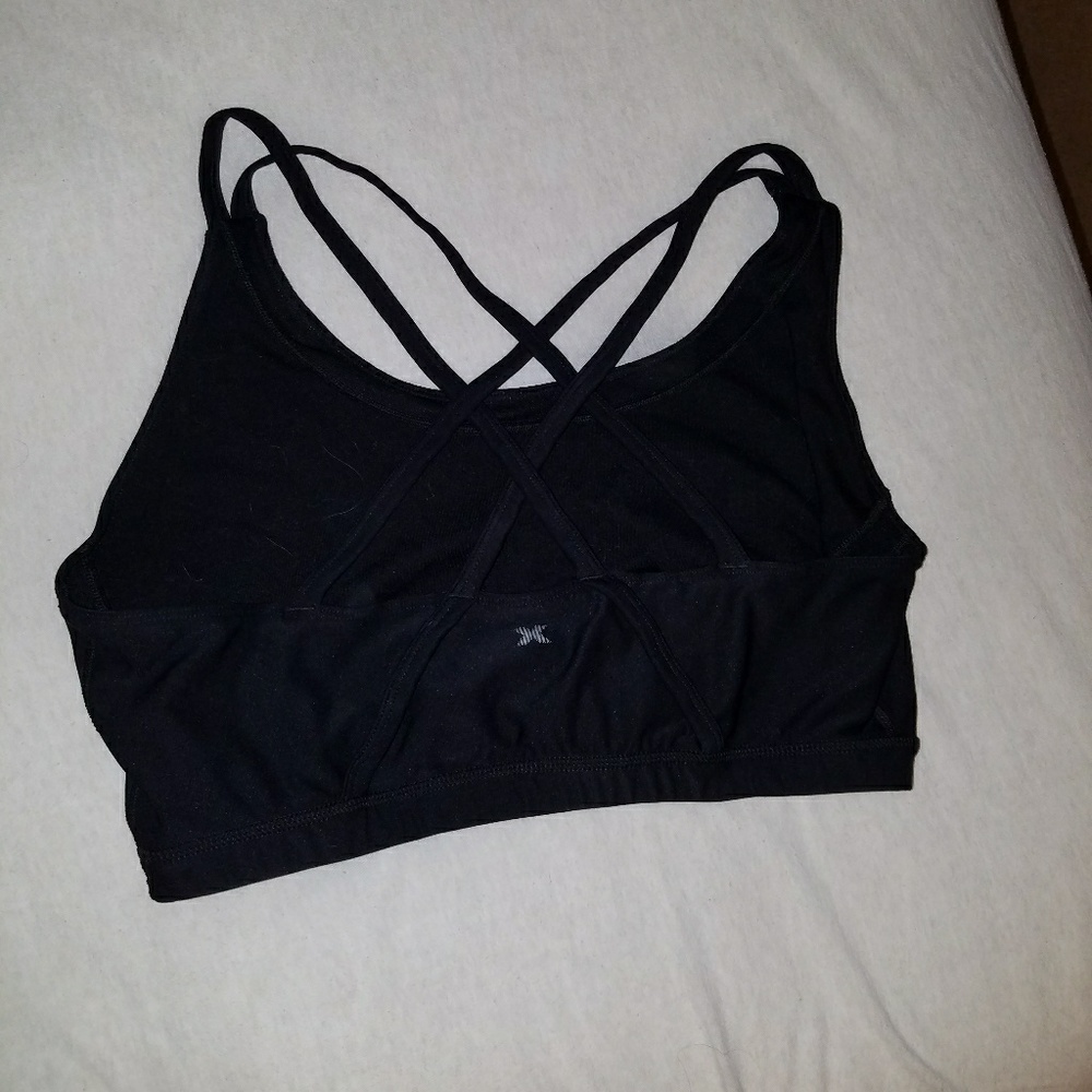 Sports bra