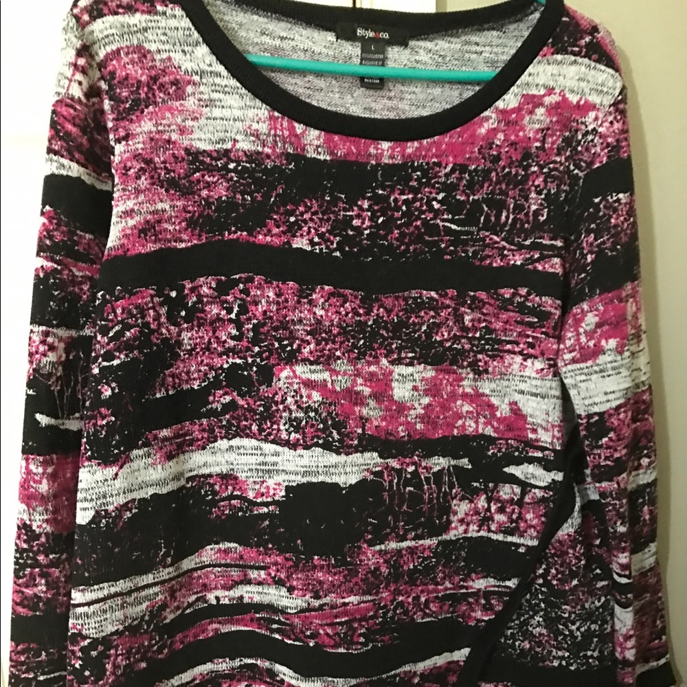 Multi color lightweight sweater