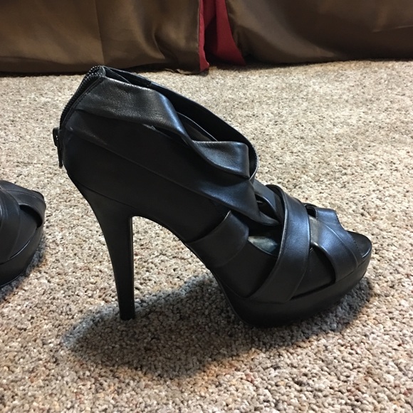 INC International Concepts black heels, size 9 - Picture 3 of 4