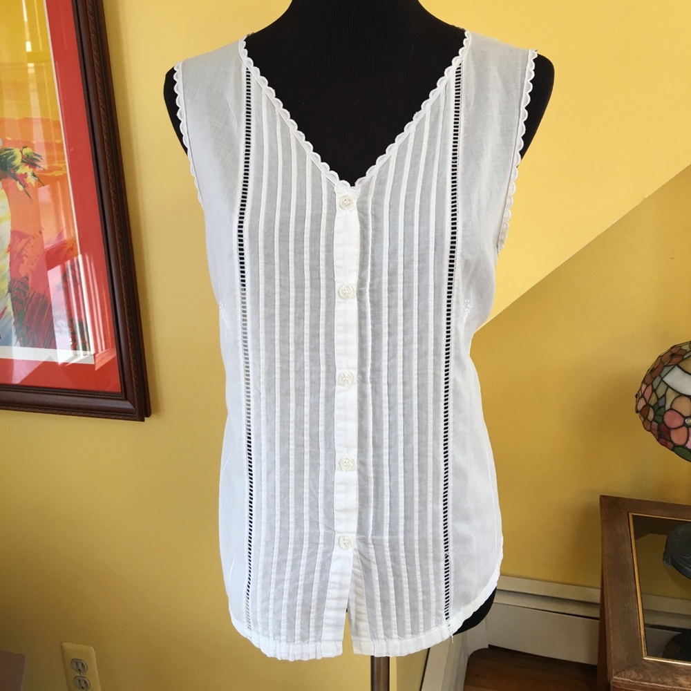 Bali Studio white cotton blouse