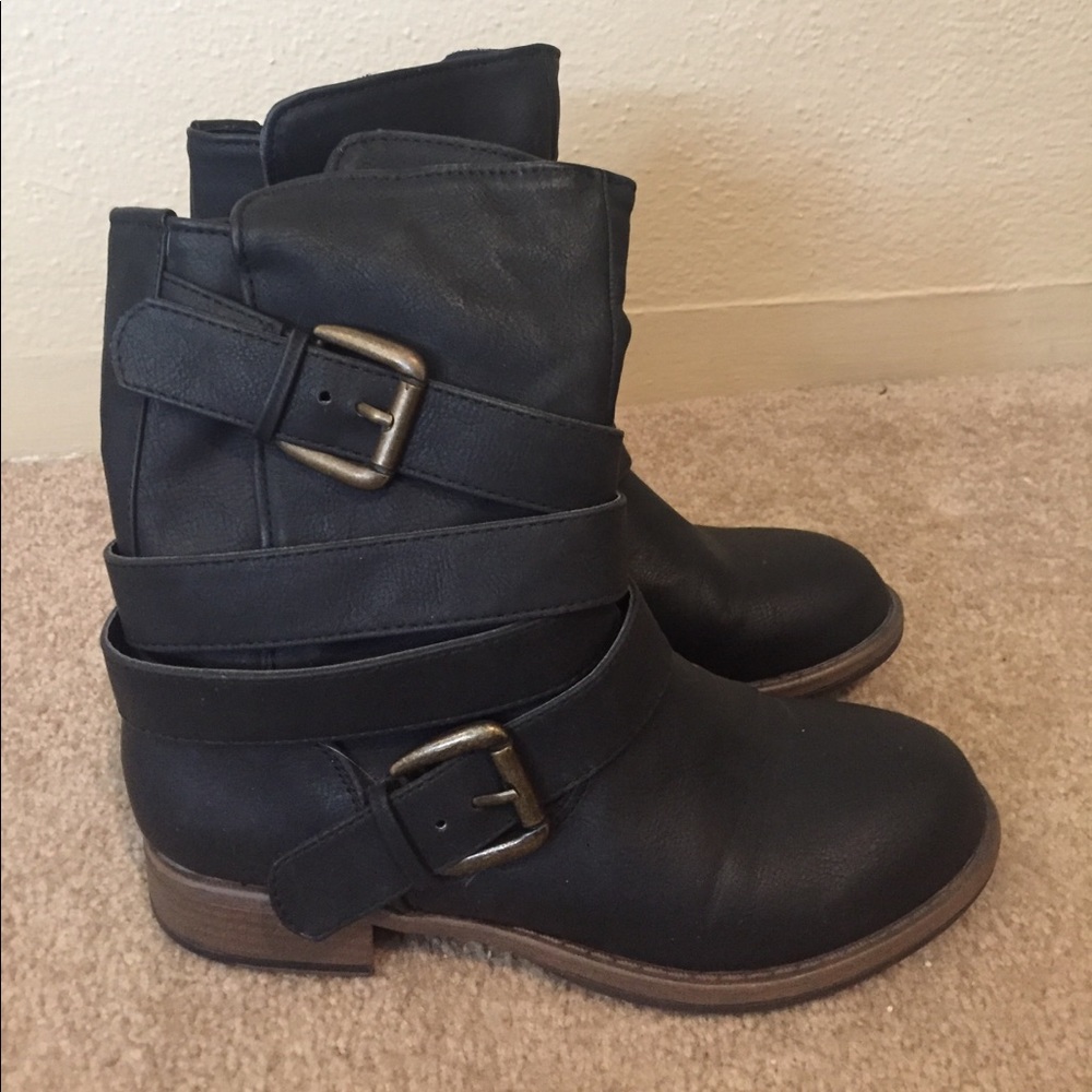 Crown Vintage boots