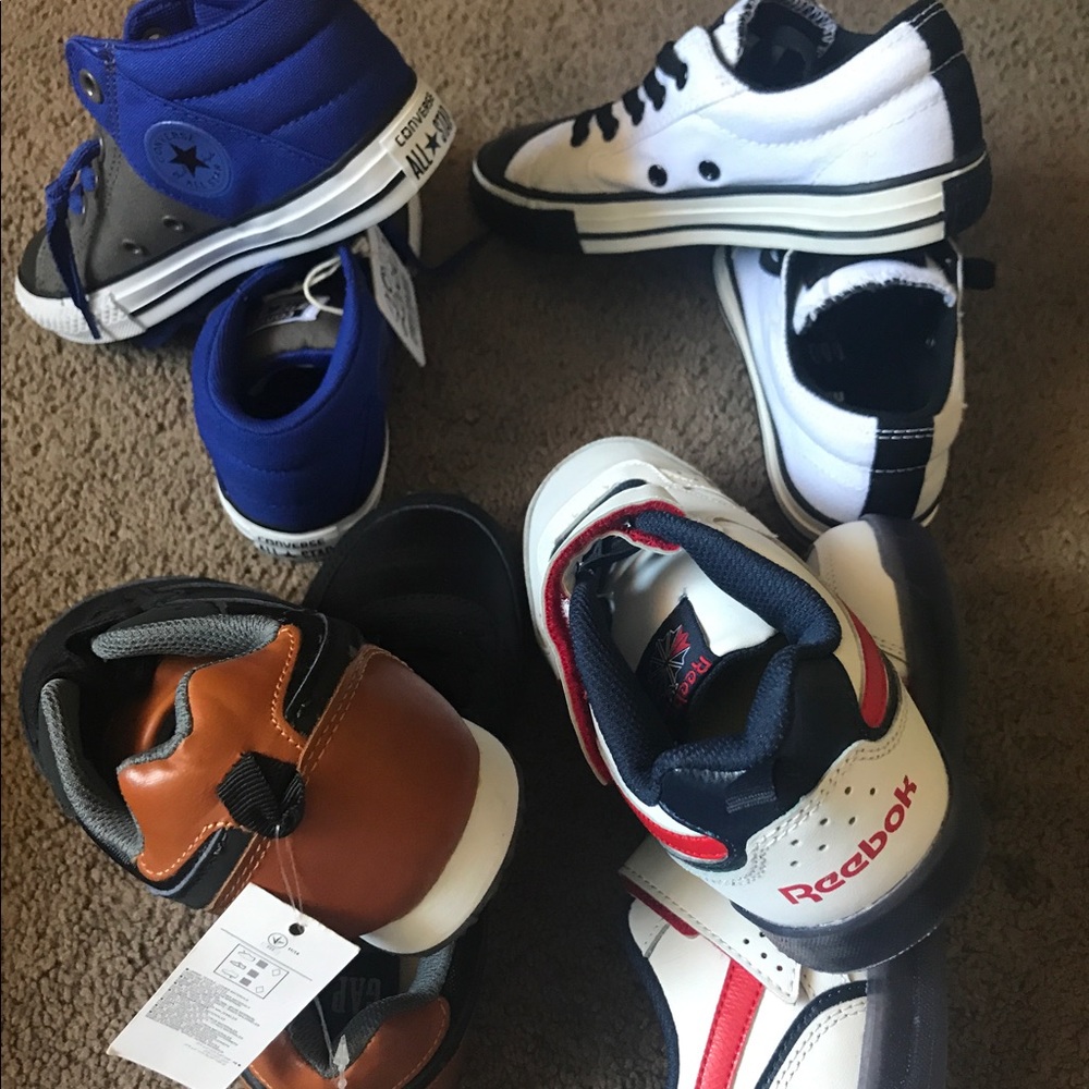 Boys Tennis shoes