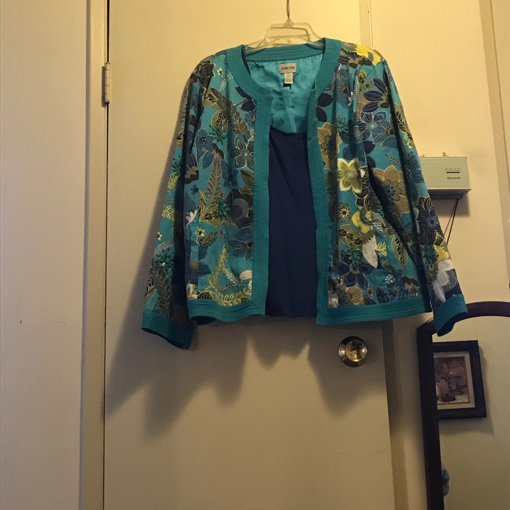 Chicos Floral blazer with tank top