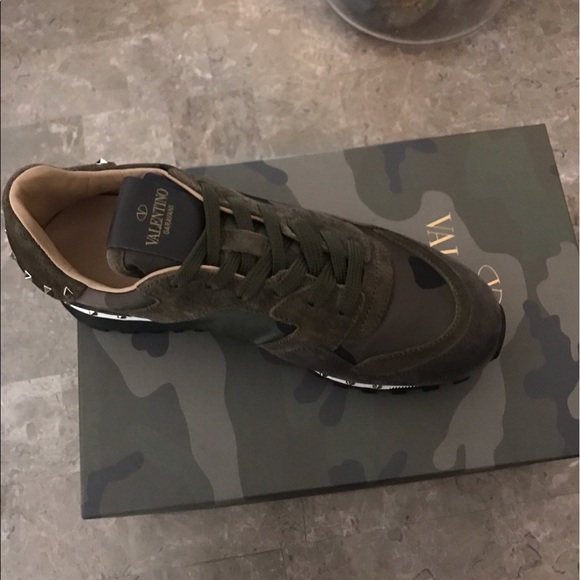 Amazon.com : Valentino Uomo Born In Roma Intense for Men 3.4  Valentino