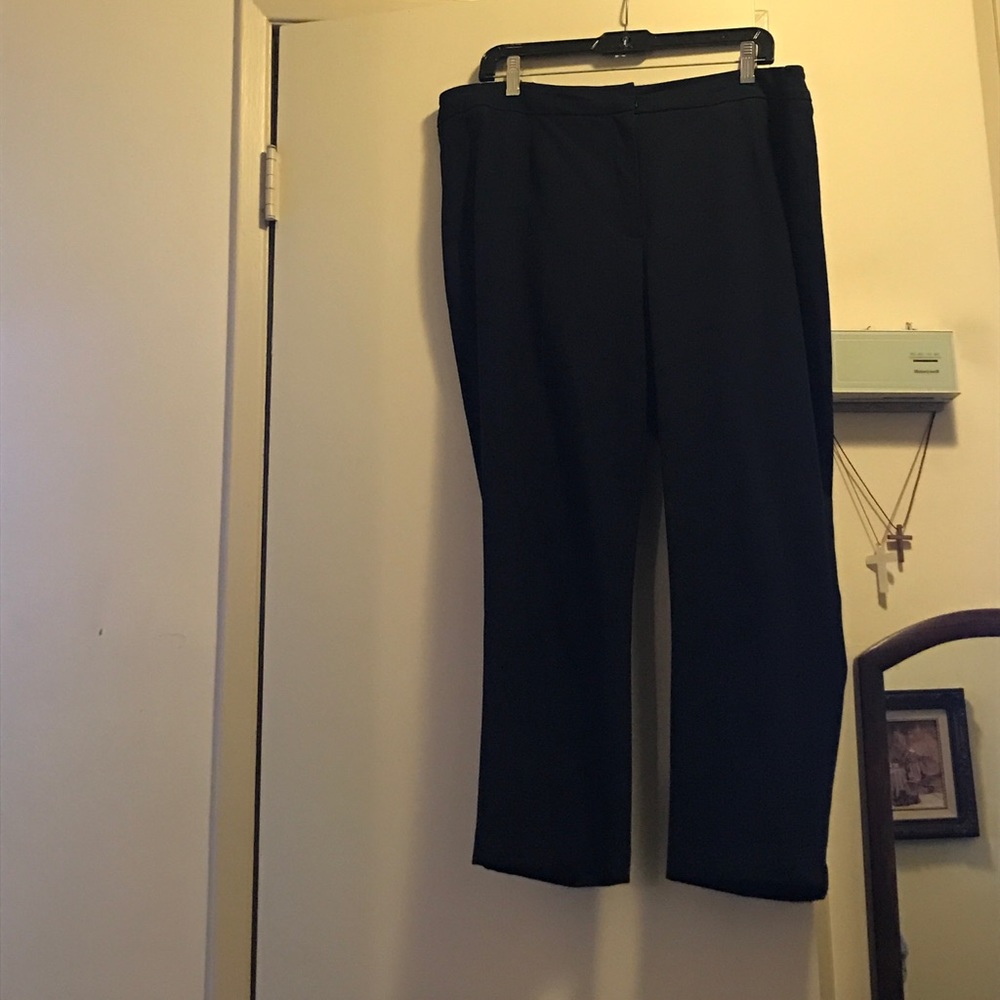 Talbots Deep Navy Capri pants