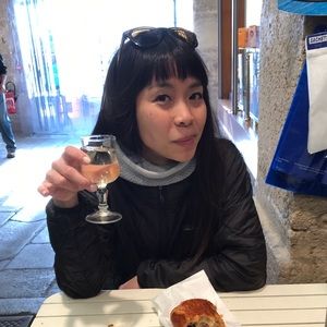 Meet your Posher, Maria