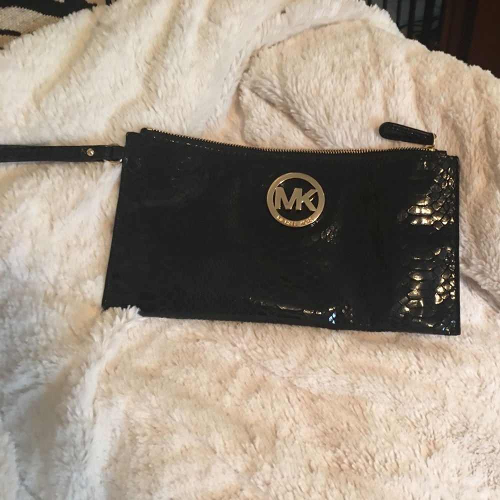 Michael Kors wristlet
