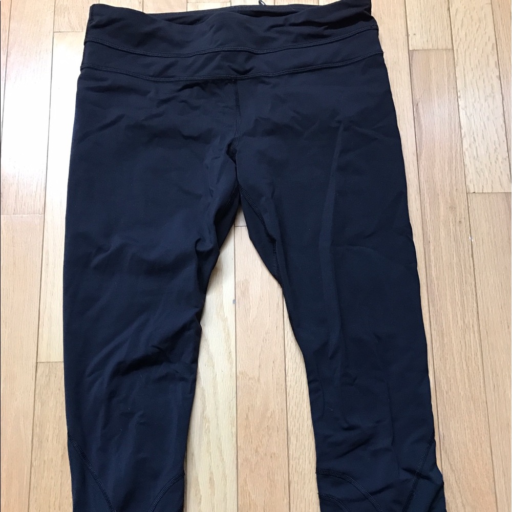 Lulu black skinny pant size 6