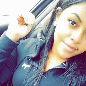 Meet your Posher, Ashlee