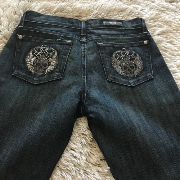 Jeans - Picture 2 of 3