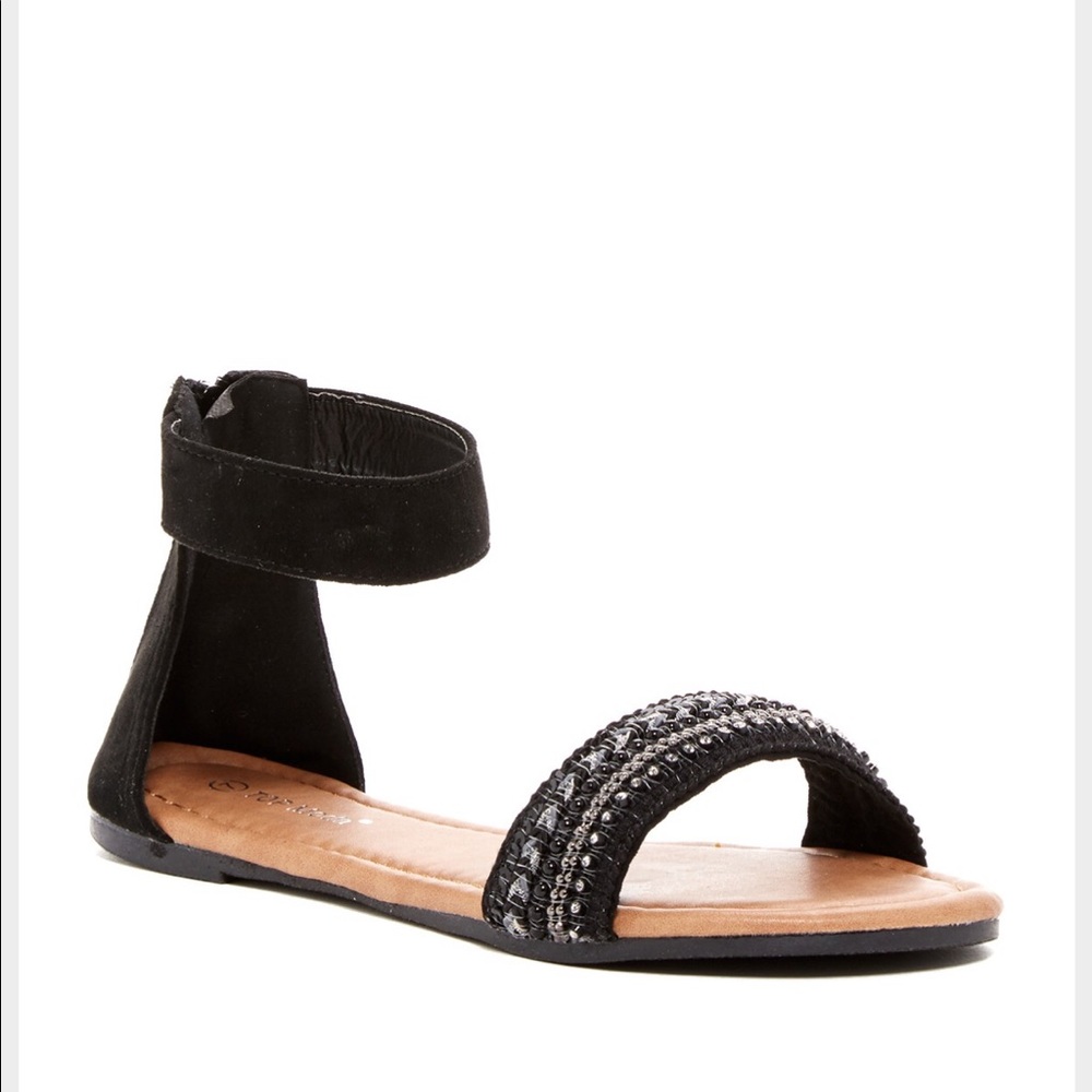 ❌ SOLD ❗️ Brand New Embellished Sandals