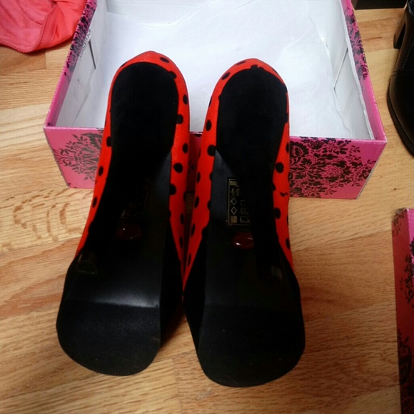 Brand new never worn , red and black polka dot - Picture 6 of 7