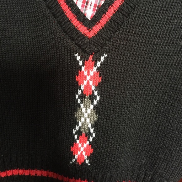 Black Red and White three piece outfit 12 months - Picture 3 of 4