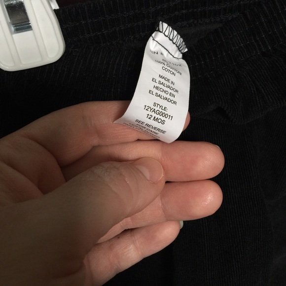 Black Red and White three piece outfit 12 months - Picture 4 of 4