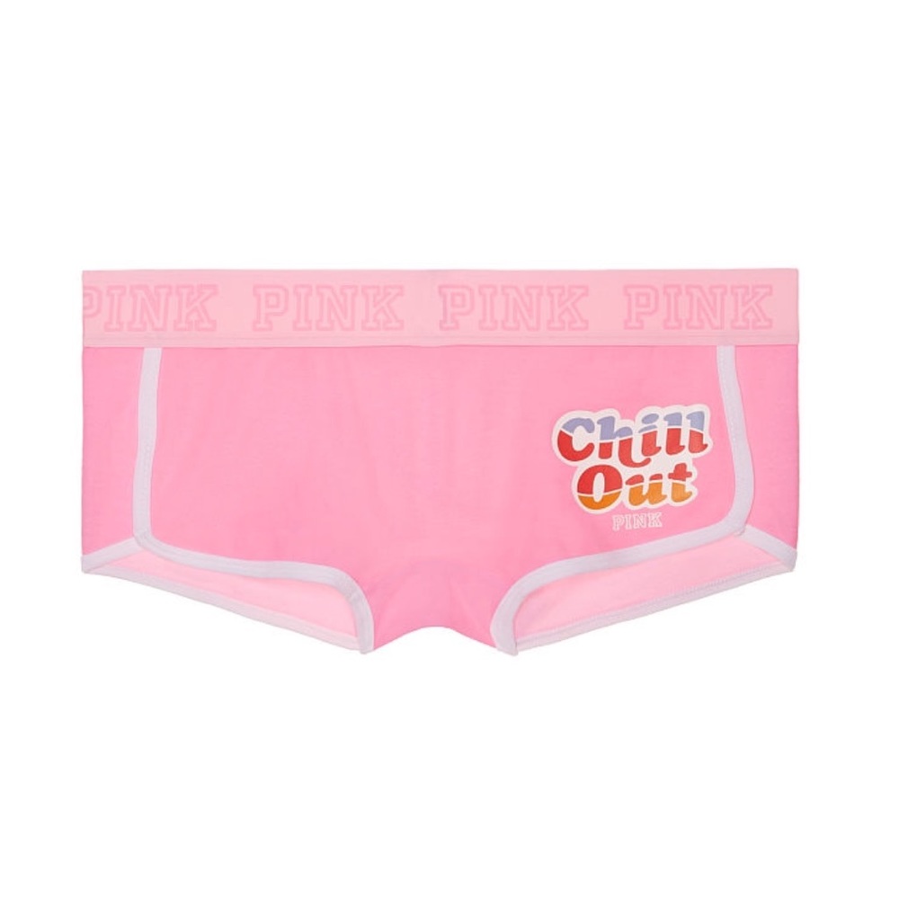✨L✨PINK VS 'Chill Out' logo boyshorts NIP