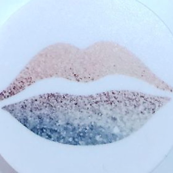 Meet your Posher, Anna - Picture 1 of 1