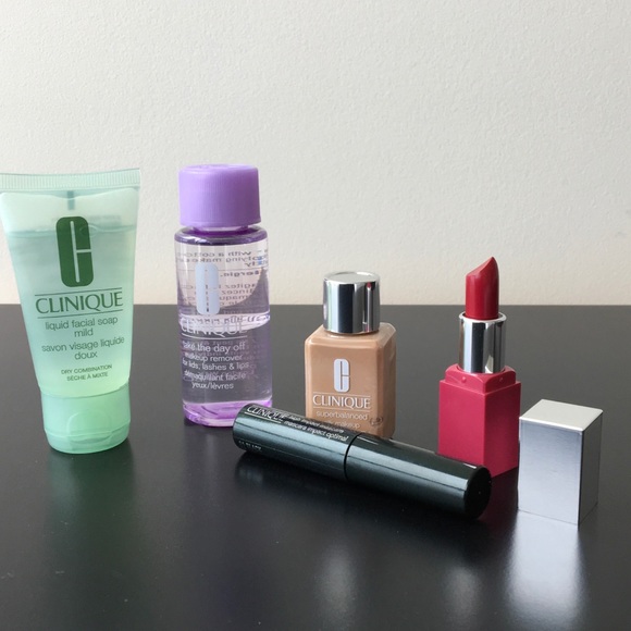 Clinique Other - Clinique make up bundle of 5