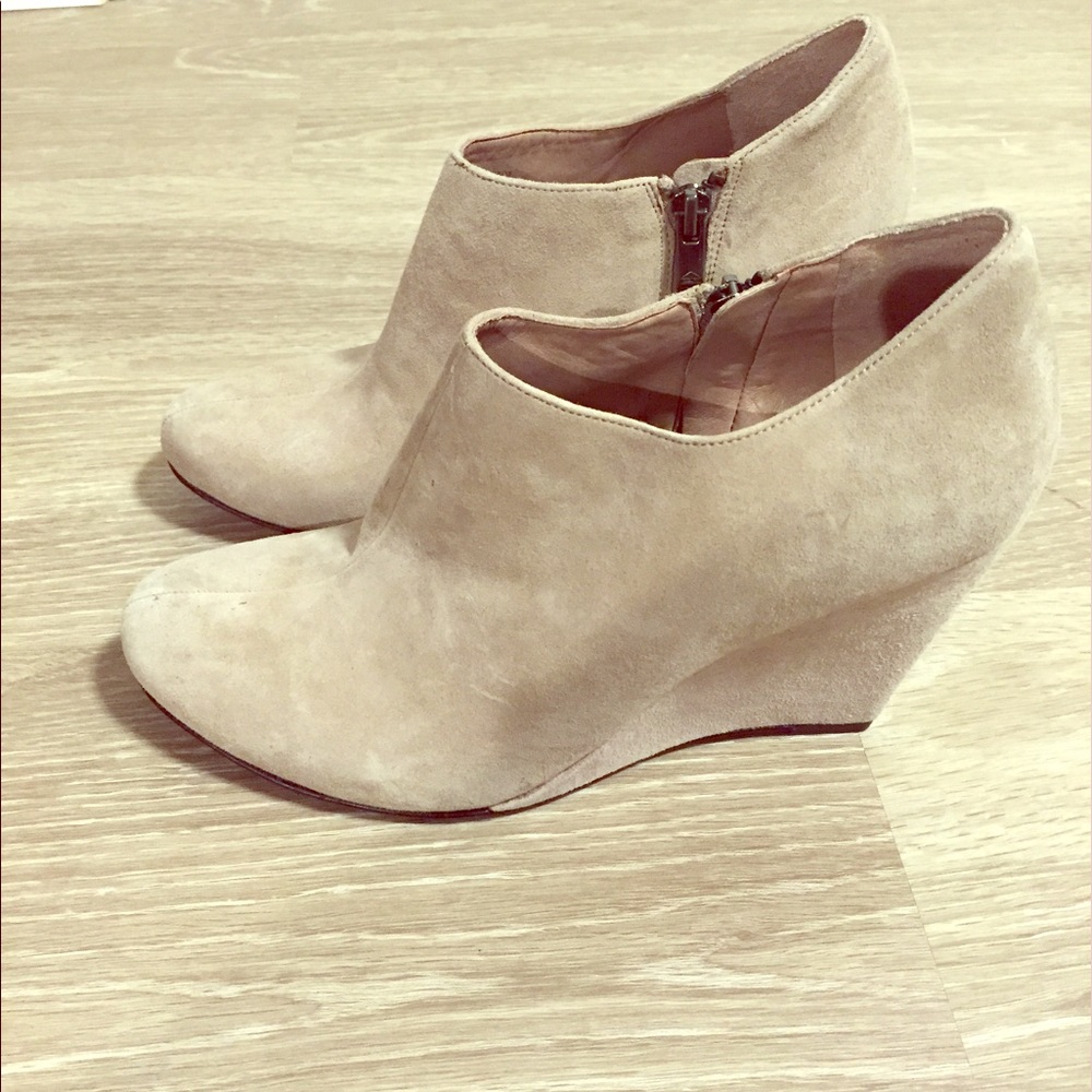 Vince Camuto Suede Booties