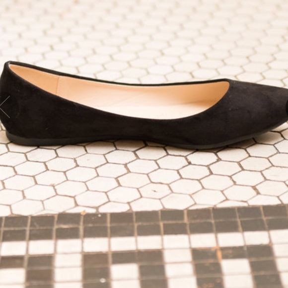 Classic Comfy Black Flats - Picture 3 of 4