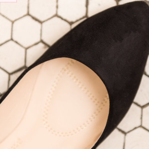 Classic Comfy Black Flats - Picture 4 of 4