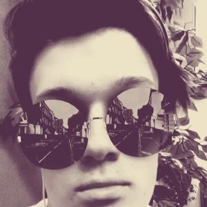 Meet your Posher, Nick