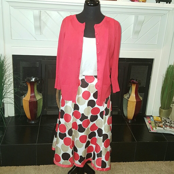 Skater Skirt - Picture 3 of 3