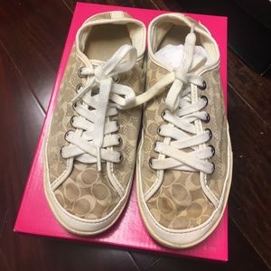 coach sneaker