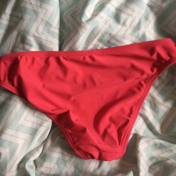 super cute and trendy bathing suit bottom!! - Picture 3 of 3