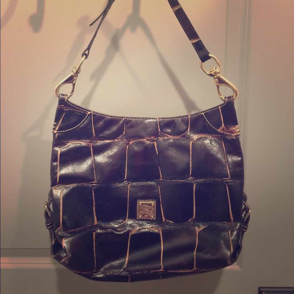 Dooney shoulder bag