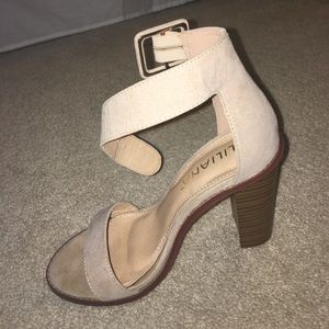 Chunky heels