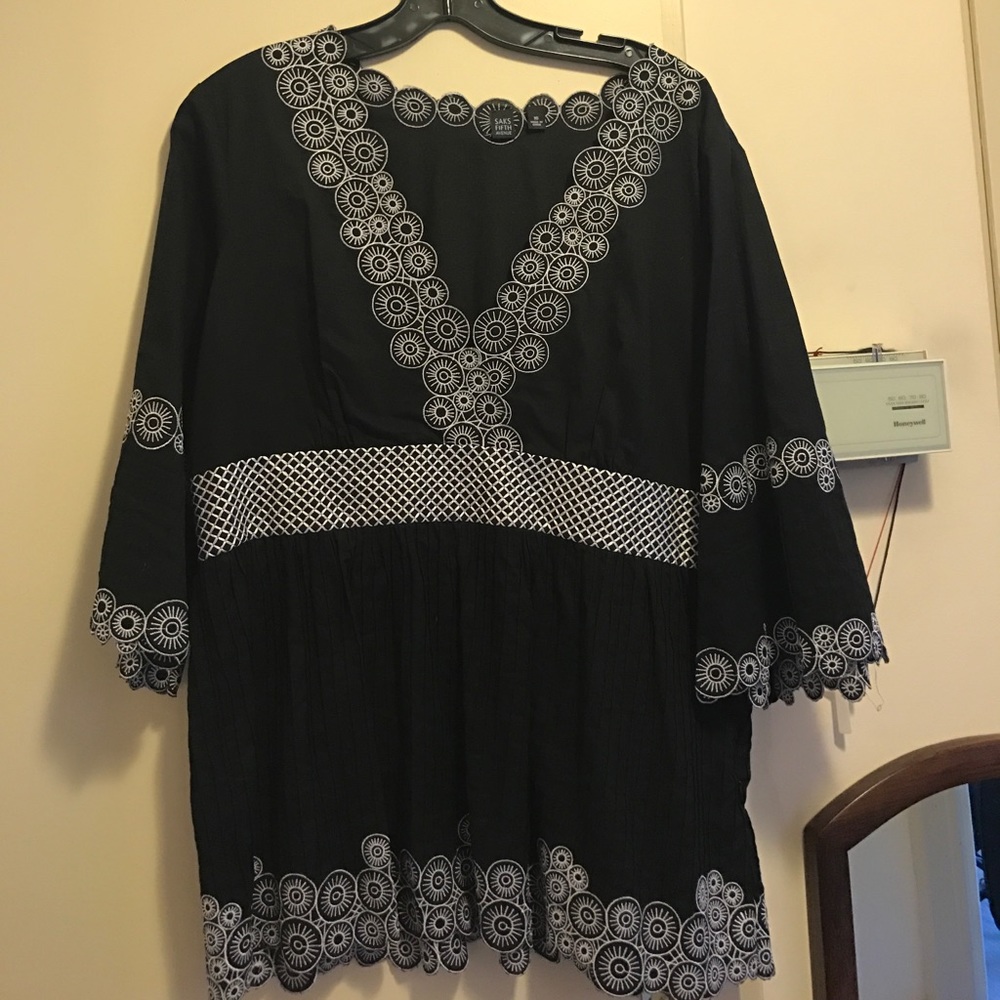 Saks fifth avenue top