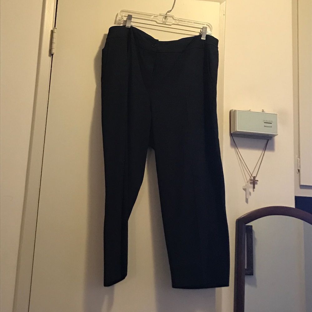 Talbots black pants Capri