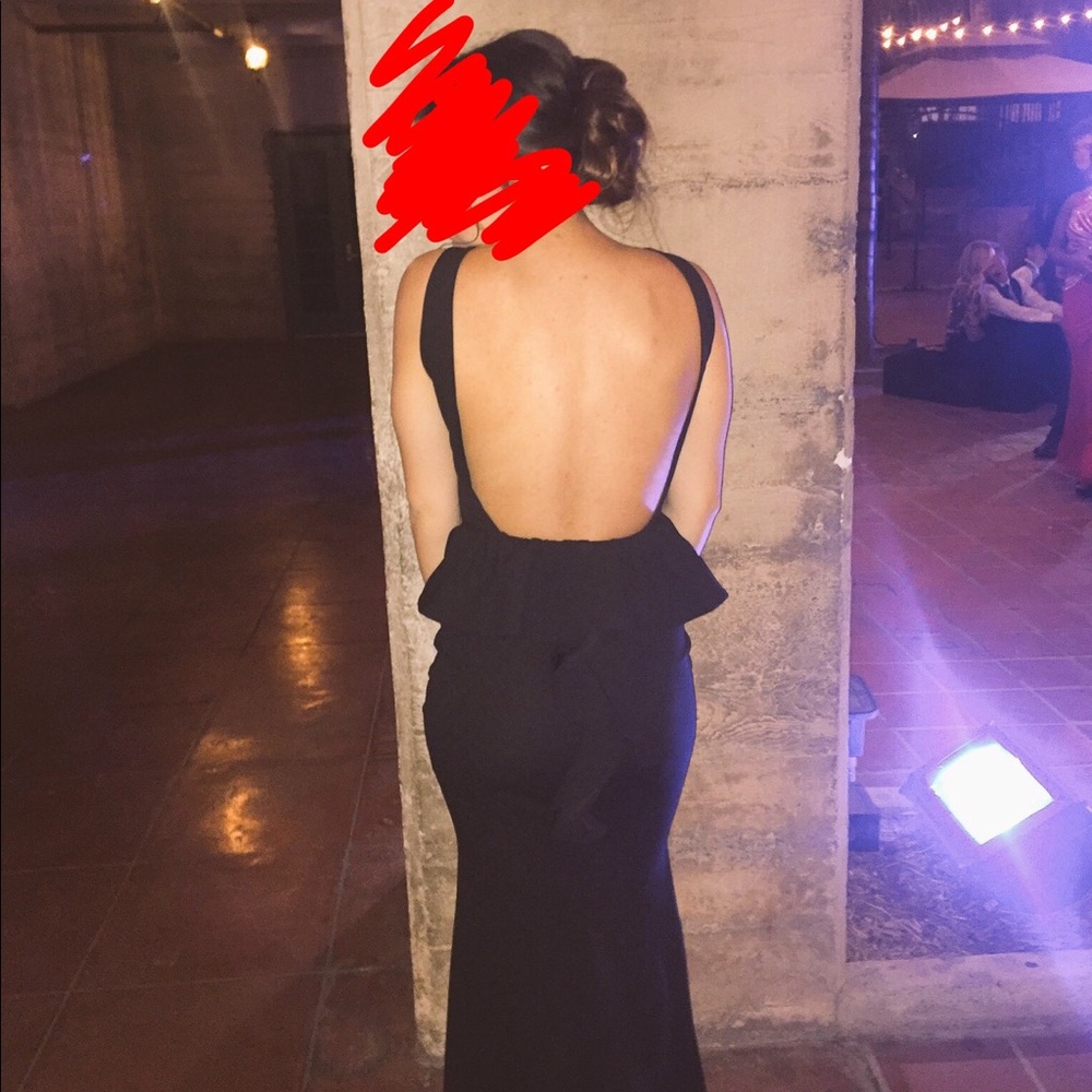 Windsor prom dress. Black mermaid tight dress.