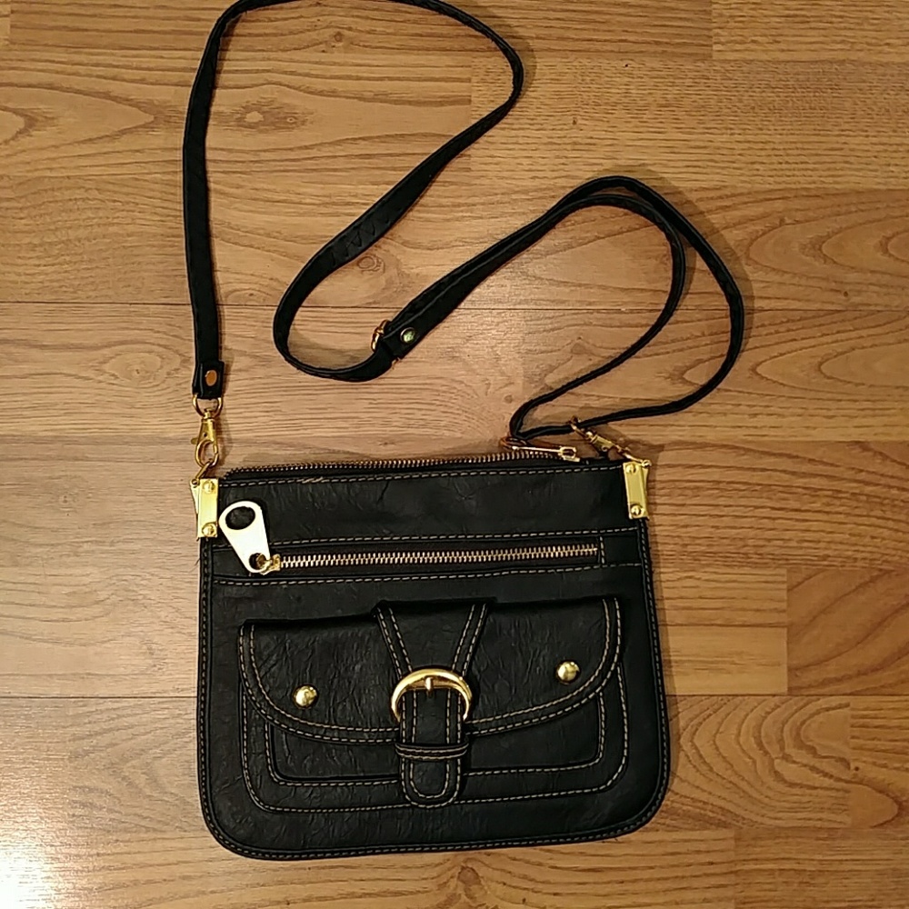 Mellow world purse