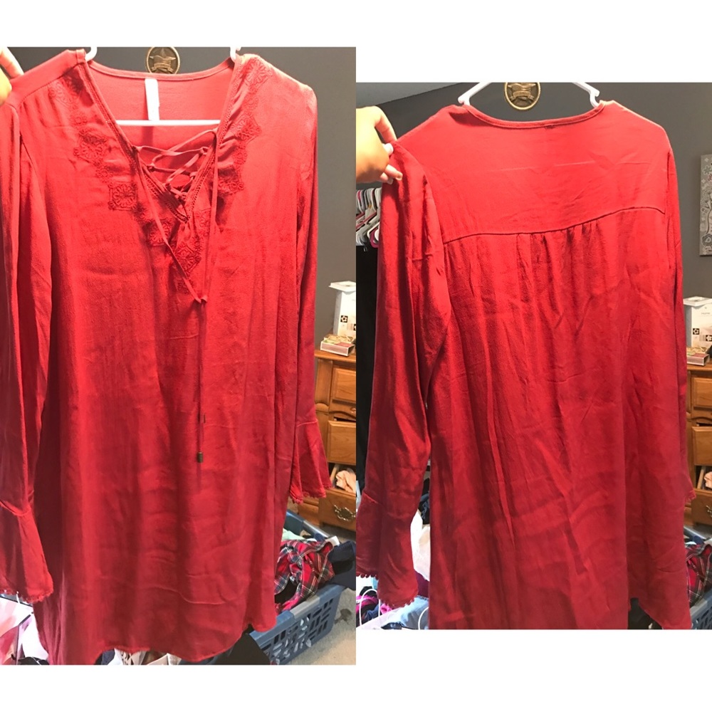Long sleeve laced up red dress
