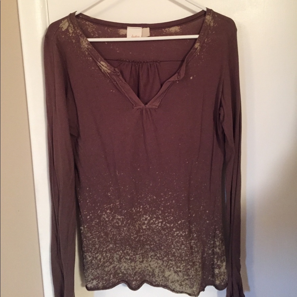 Daytrip V Neck