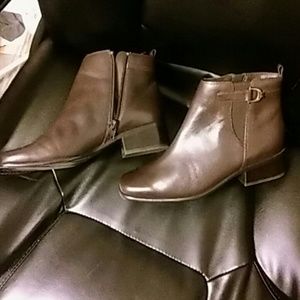 Covington ankle boots