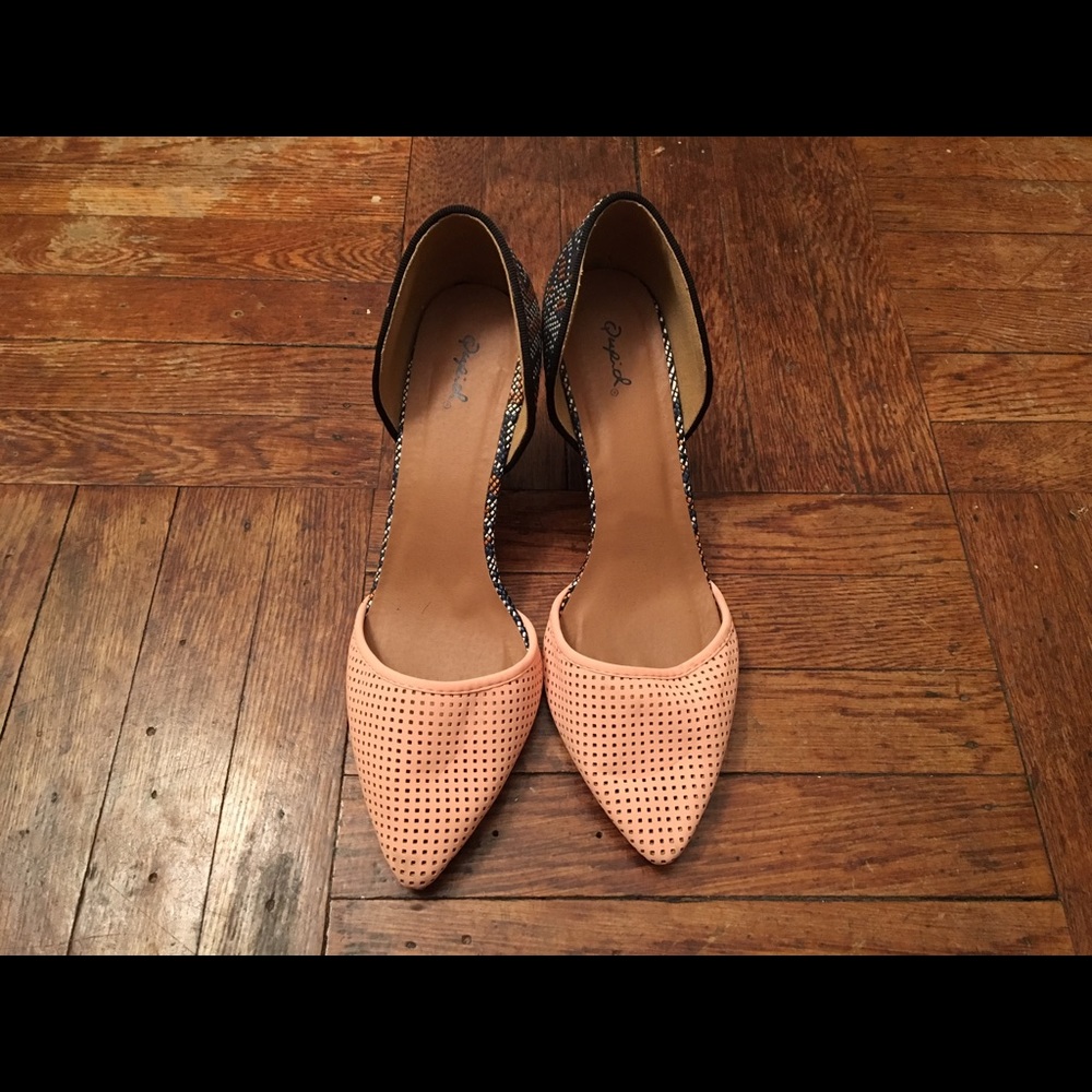 Coral summer heels!