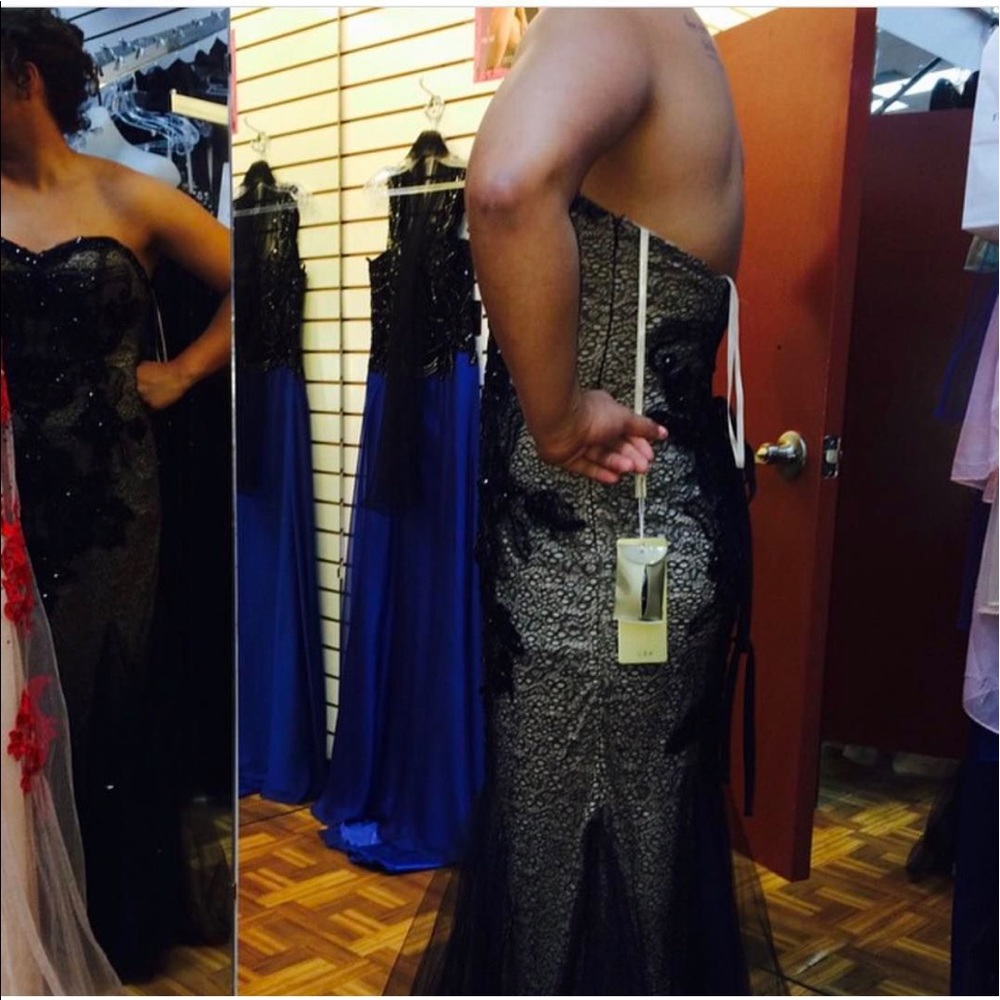 Black lace prom dress champagne underlay