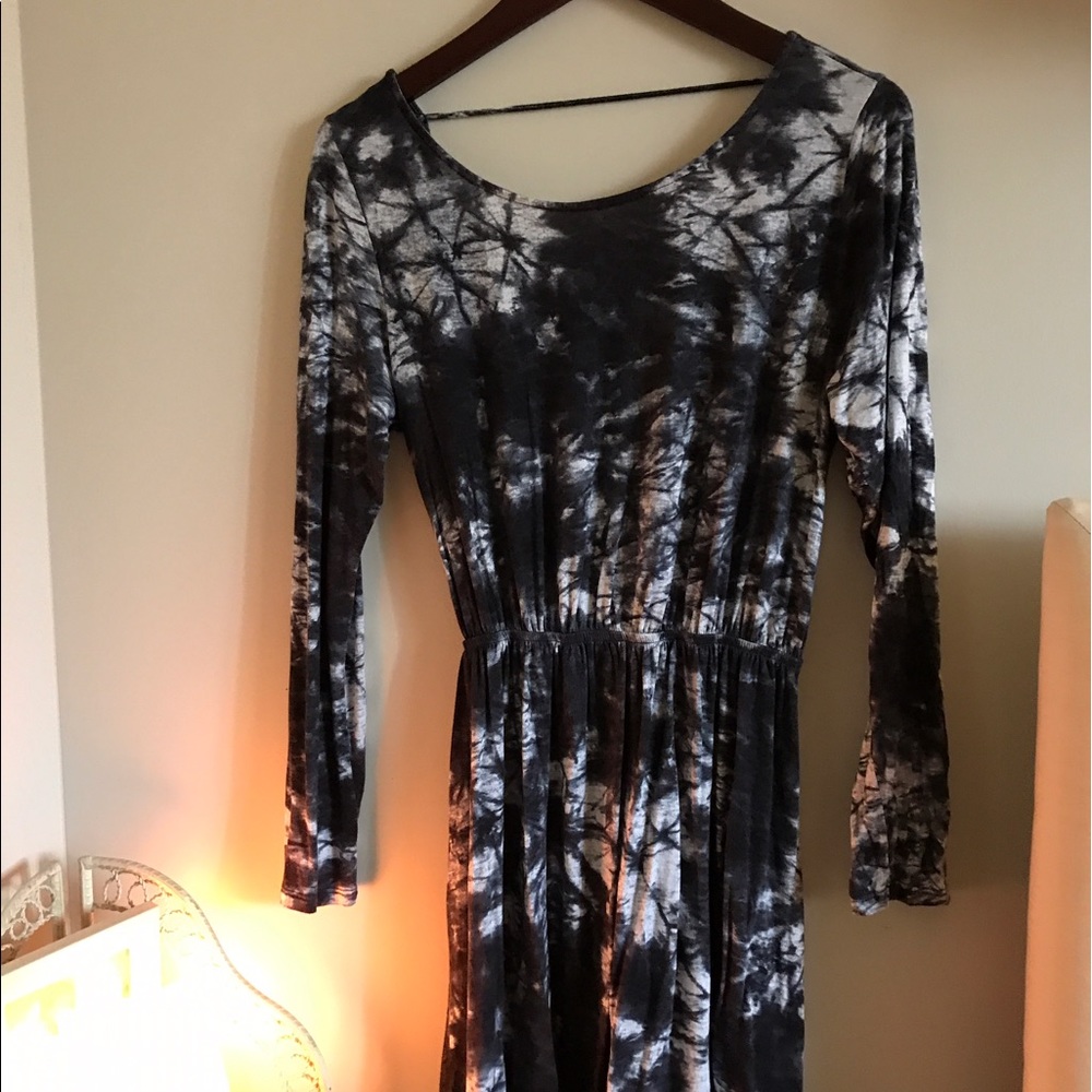 Blue OPEN BACK Tie-Dye Dress