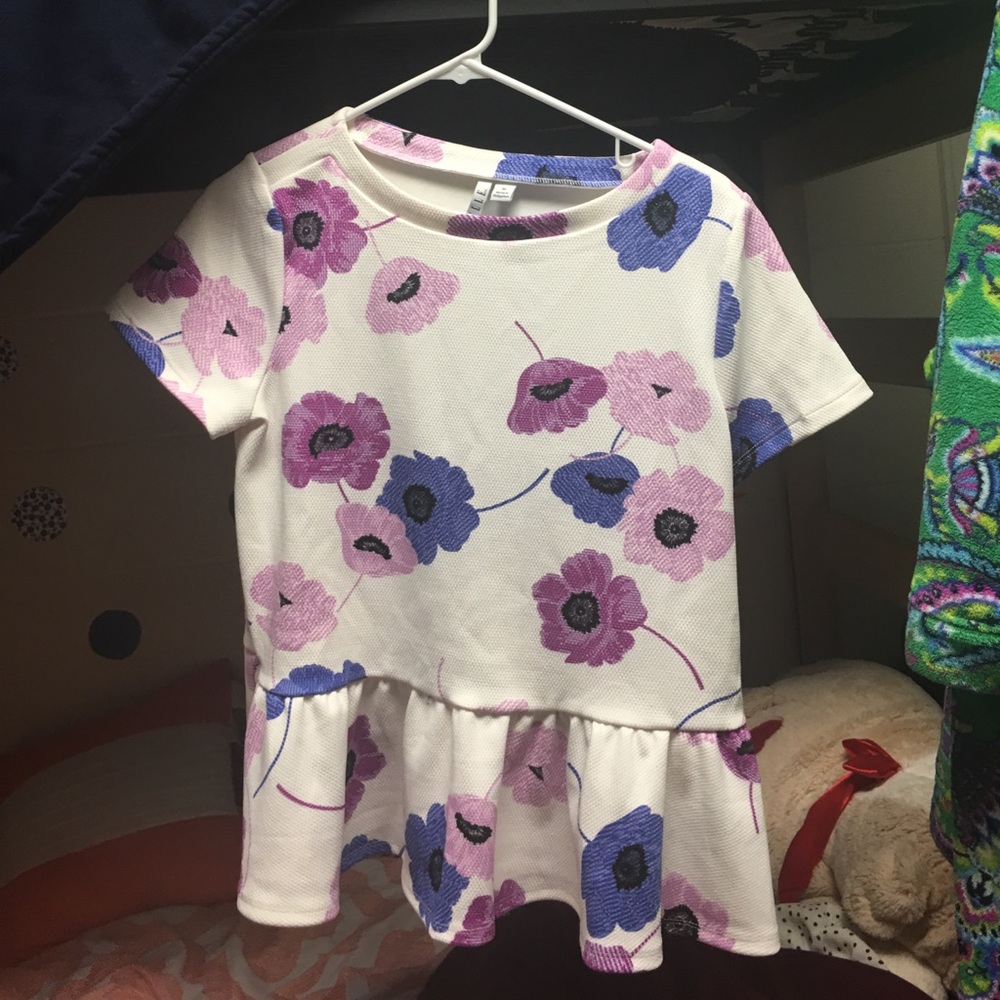 Elle Flower Peplum Top