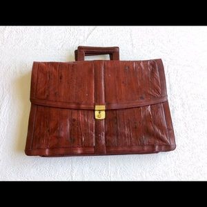 Ladies clothing & accessories