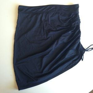*Last Chance* Tommy Bahama swim skirt