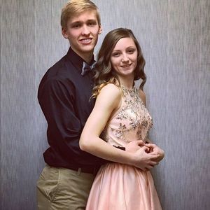 Meet your Posher, Kendra