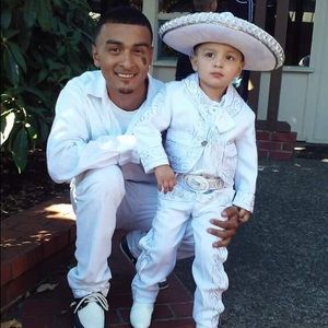 Meet your Posher, Roberto