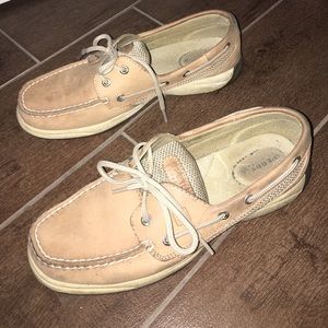 Sperrys boat shoes
