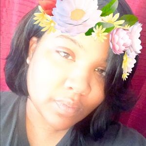 Meet your Posher, Queen'Mamie