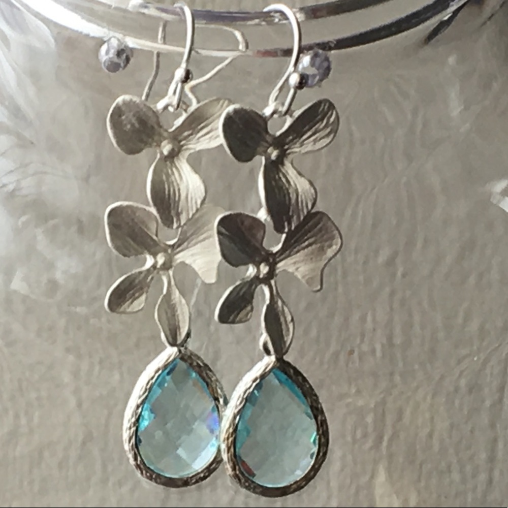 Lotus Blues cubic zirconia topaz blue drop crystal